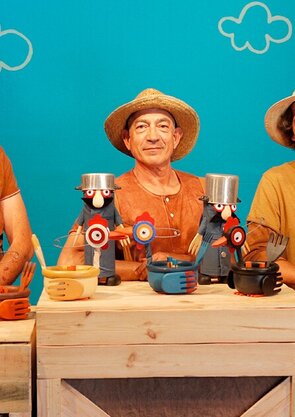 fazer_a_festa_galina_azul