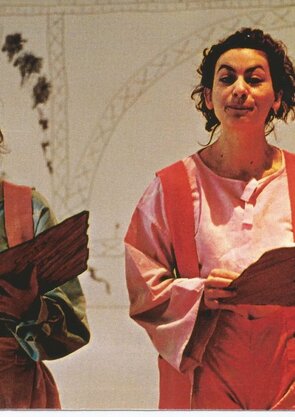 contos_de_cristal_pequeno_polegar_e_a_bela_vasilisa_contos_tradicionais_e1637951891103