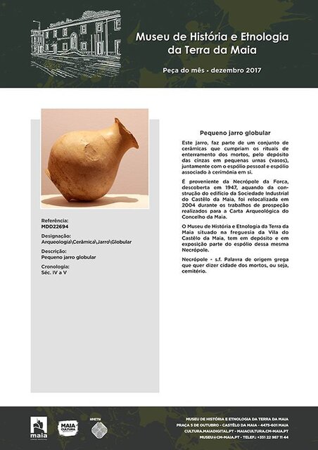 Pequeno jarro globular