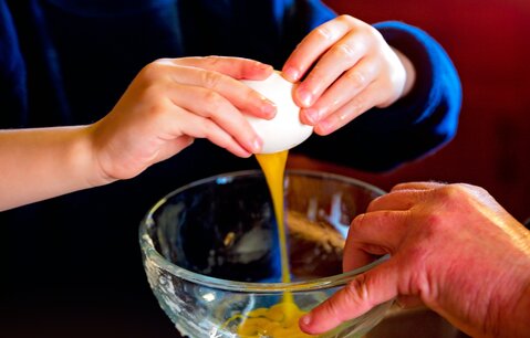 boy-home-young-food-cooking-color-1202784-pxhere