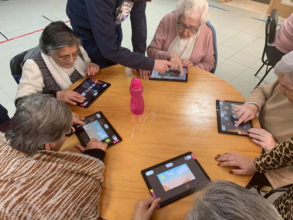 87983769_2888001711281705_2013933516831588352_n