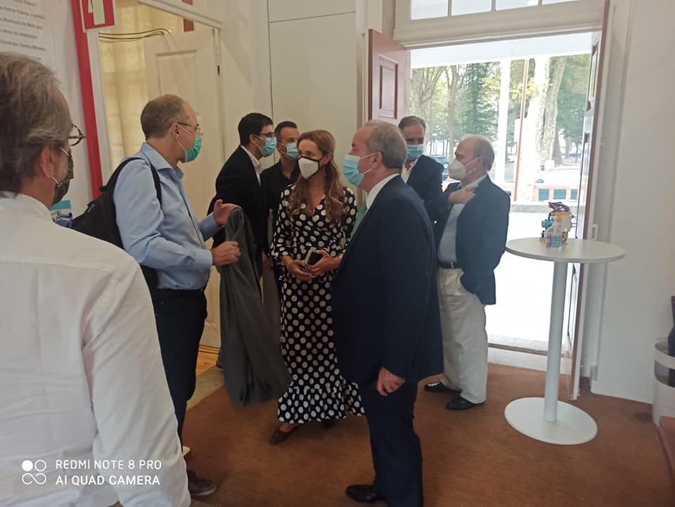 118887929_1016057522186545_8576954372967610231_n