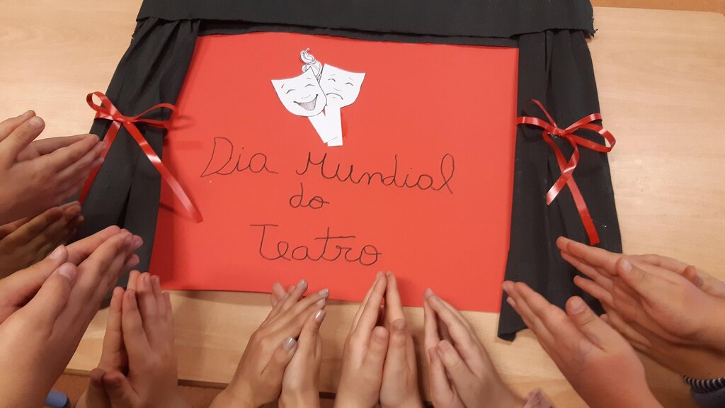 centro_escolar__de_gueifaes__2_5_cria___professora_cristina_arlete_cardoso