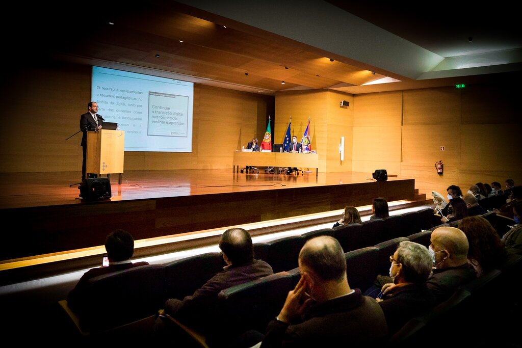 278891943_354176053402491_2515955395569609224_n