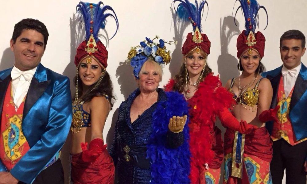 Florbela Queiróz traz a Revista à portuguesa ao Fórum