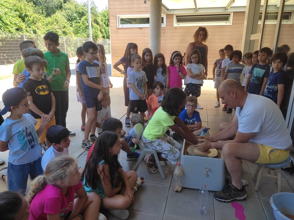 Roda do Oleiro - EB N.1 Gueifães