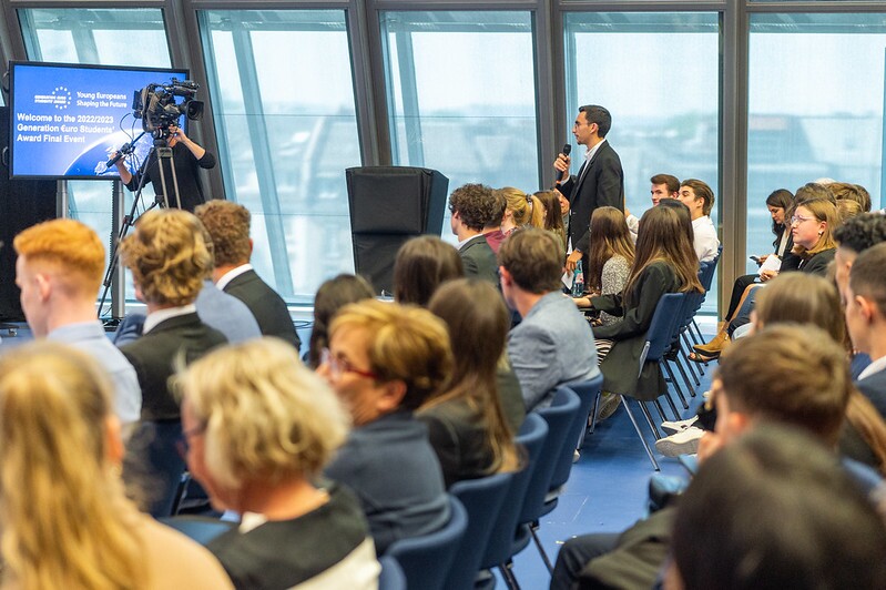 52941748932_7c03ea92c3_c