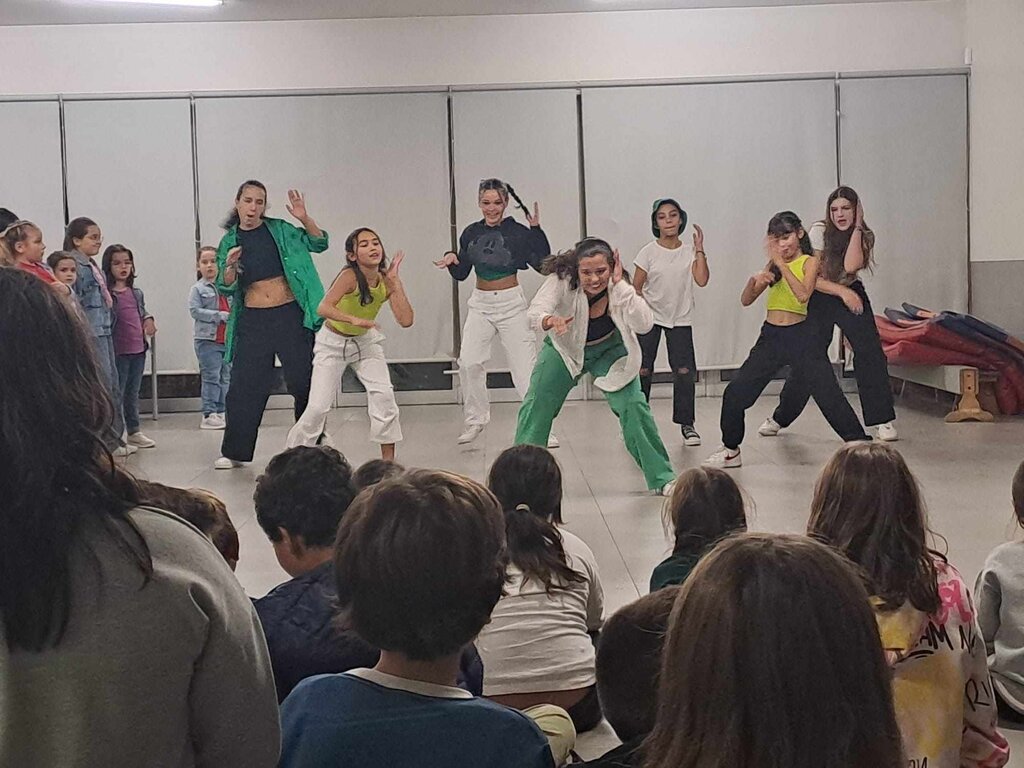 371503373_2415520121979485_6441238477093505037_n