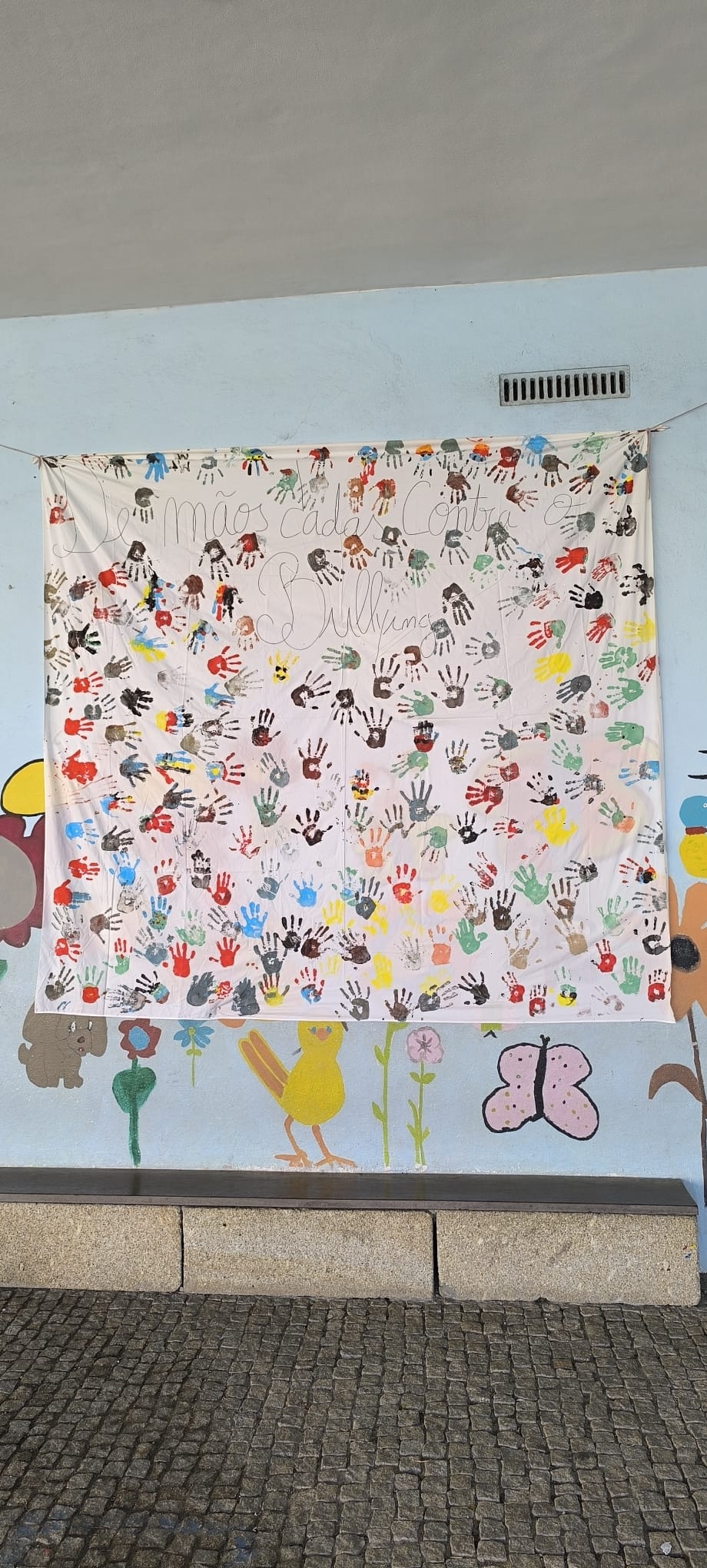 de_maos_dadas_contra_o_bullying_2