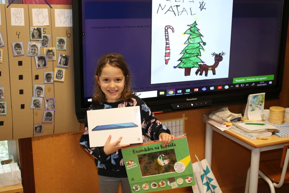 laura_nascimento__1o_classificado_por_juri___da_escola_basica_do_castelo_da_maia___premio_tablet_...