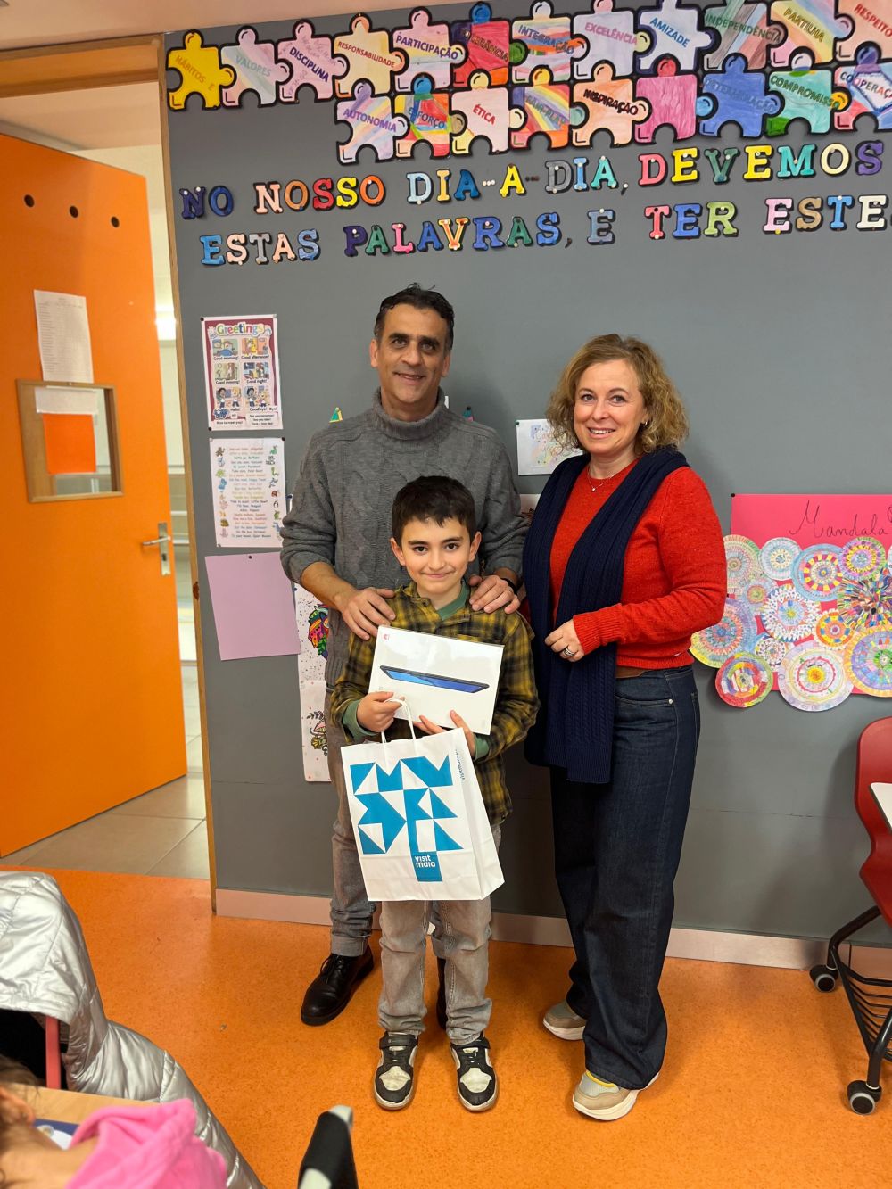 leonardo_ferreira__1o_classificado_por_juri__da_escola_basica_de_gandra___premio_tablet_03