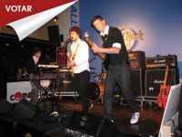 Vamos levar os Maiatos "The Eleanor's" a abrir o Concerto dos Bon Jovi. Votem online até 13 Maio