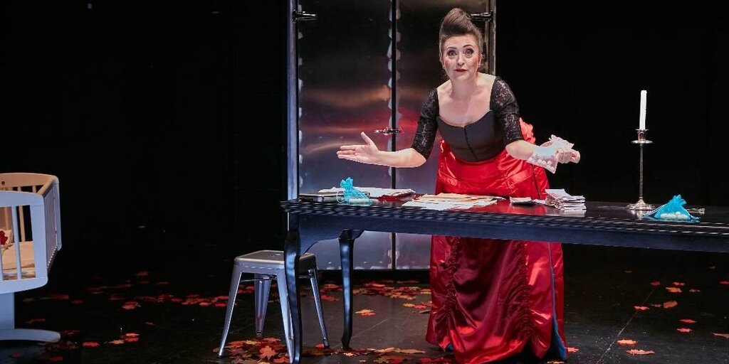 "Reglas, Usos y Costumbres en la Sociedad Moderna", Tranvía Teatro