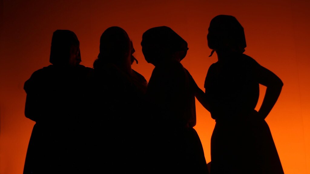 Leitura da obra "Mulheres Móveis"