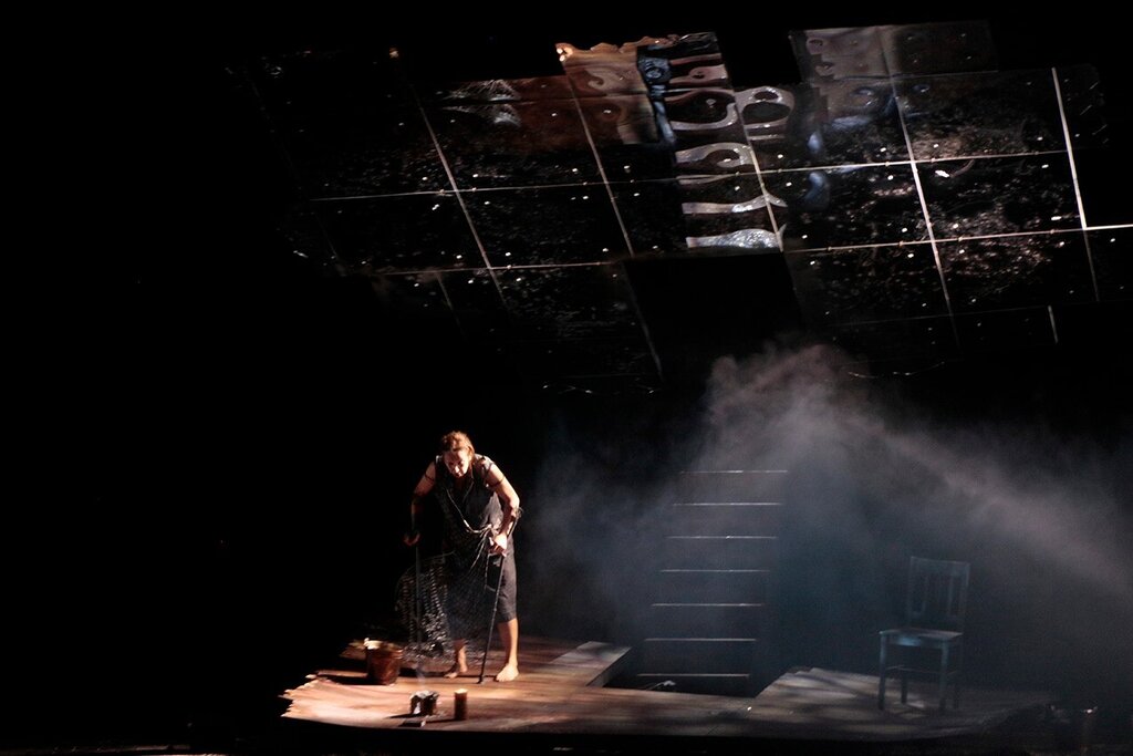 "Gostava de Estar Viva Para Vê-los Sofrer" - Teatro À(S) Quinta(S)