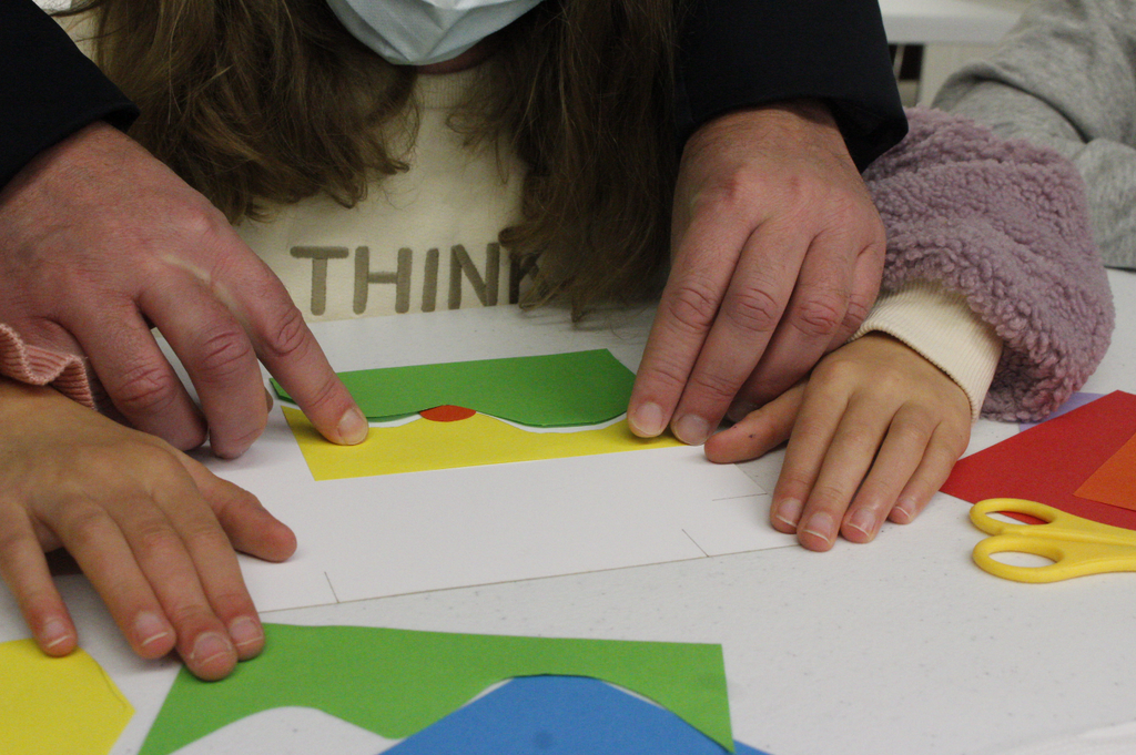 Oficina para Famílias “Des(Construções)”