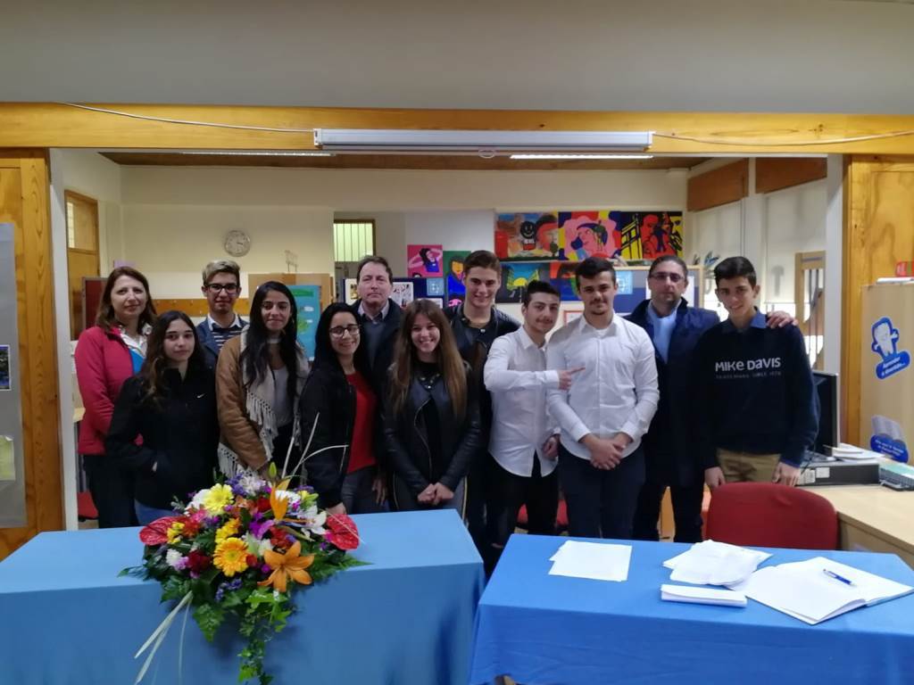 PRIMEIRA ASSOCIAÇÃO DE ESTUDANTES DA EB DE PEDROUÇOS TOMA POSSE