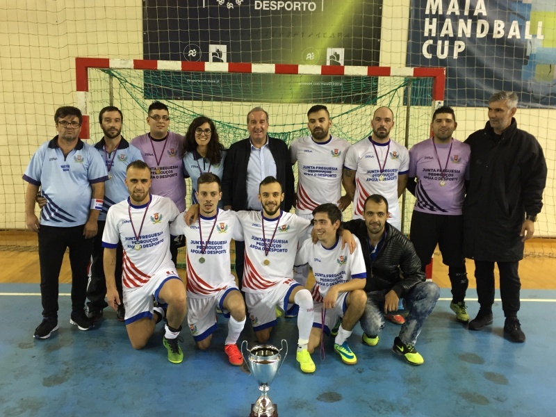 A. LEAIS E VIDEIRINHOS VENCE SUPERTAÇA