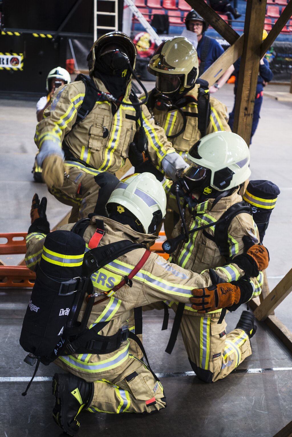 Bombeiros em competição na Maia