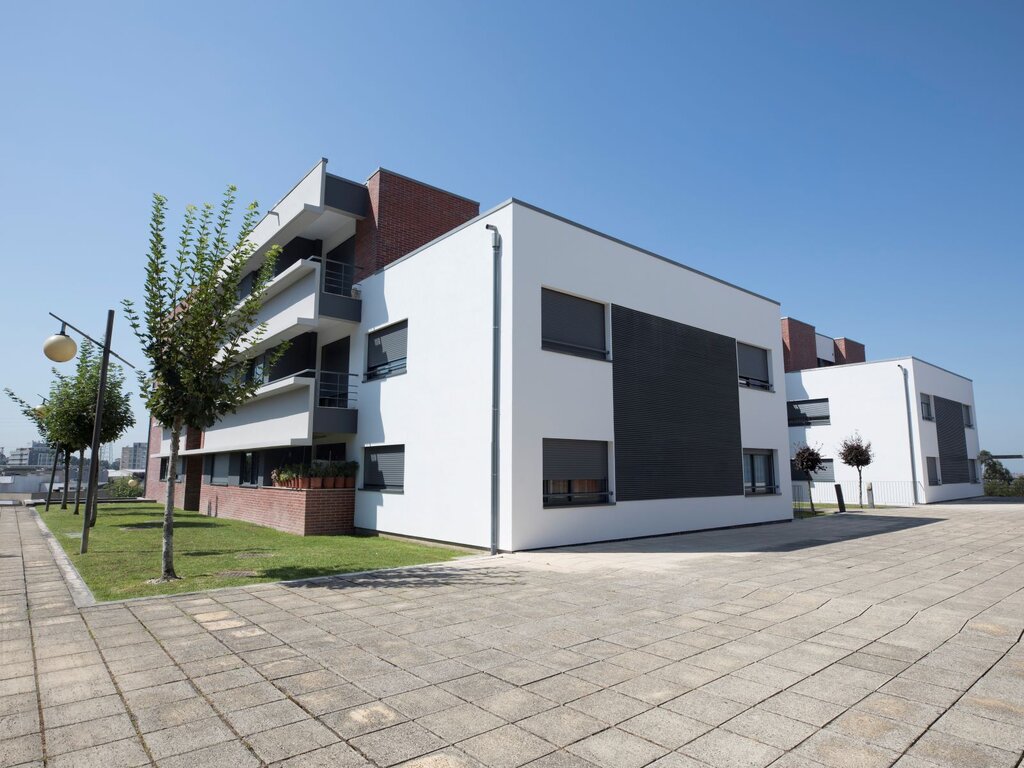 Habitação social: Monte de Vilar, Teibas II e Alves Redol recebem reabilitação.