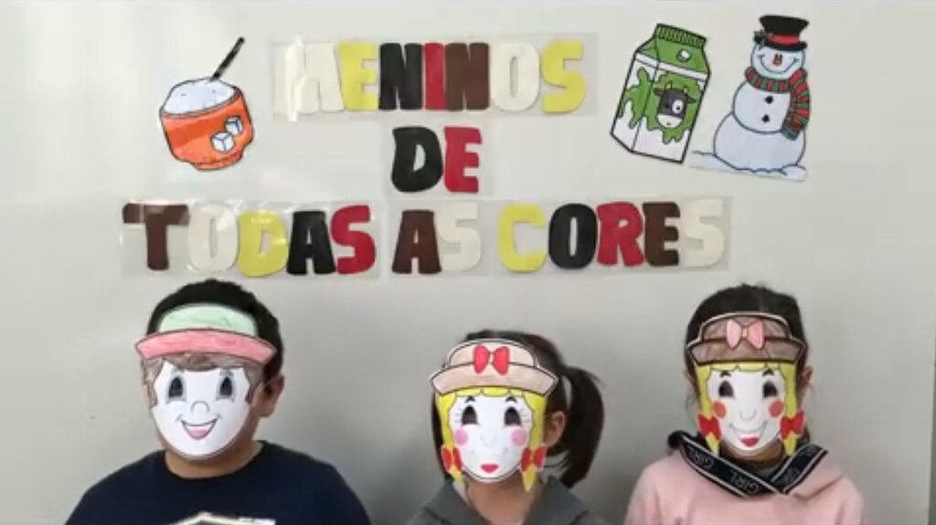 Em Monte Calvário os meninos têm todas as cores