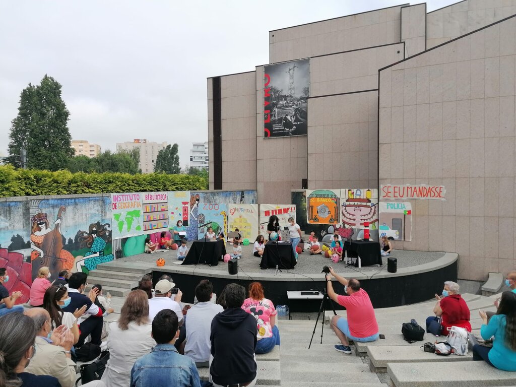 Somos Feitos de Palavras | Peça de teatro "A cruzada das crianças"