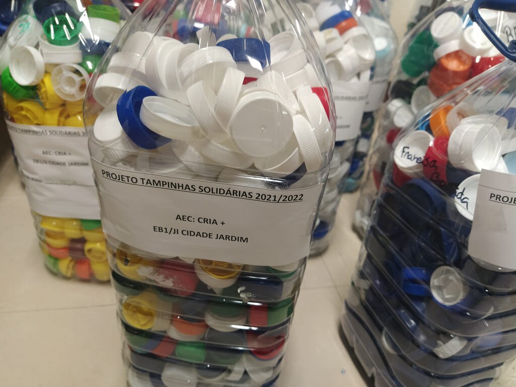 Solidariedade une Escolas Básicas