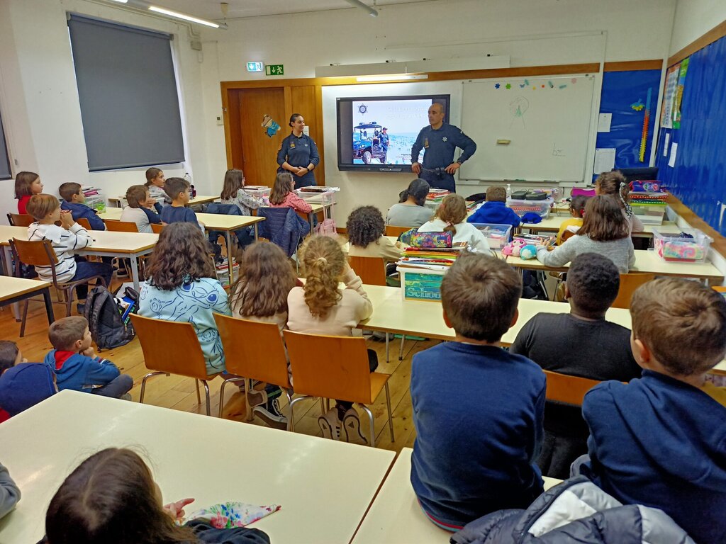Escola Básica da Giesta recebe a Polícia Marítima