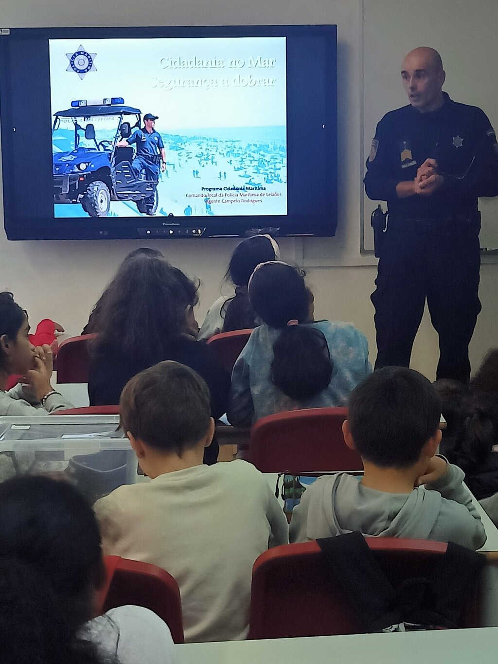 Polícia Marítima ensina a Saber Estar