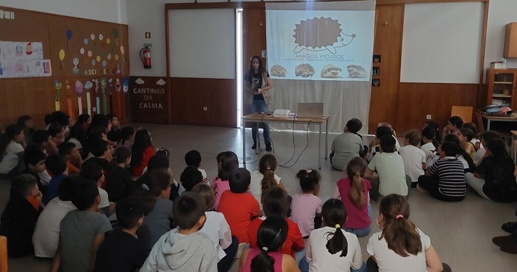 Visita da Associação Amigos Picudos à EB da Seara
