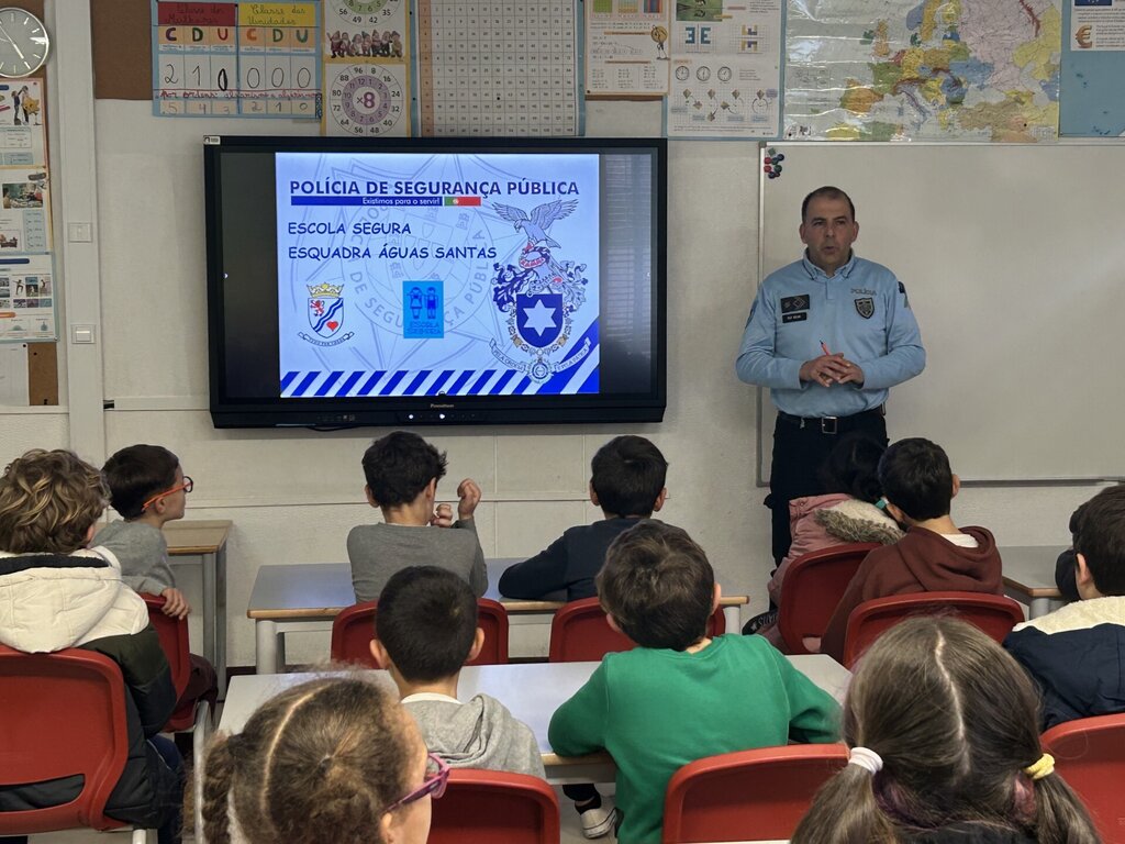 Ação de sensibilização da Escola Segura na EB do Corim