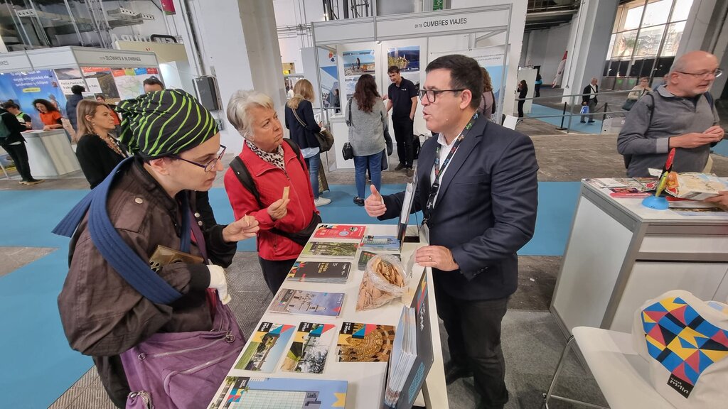 Maia marca presença na B-Travel Barcelona