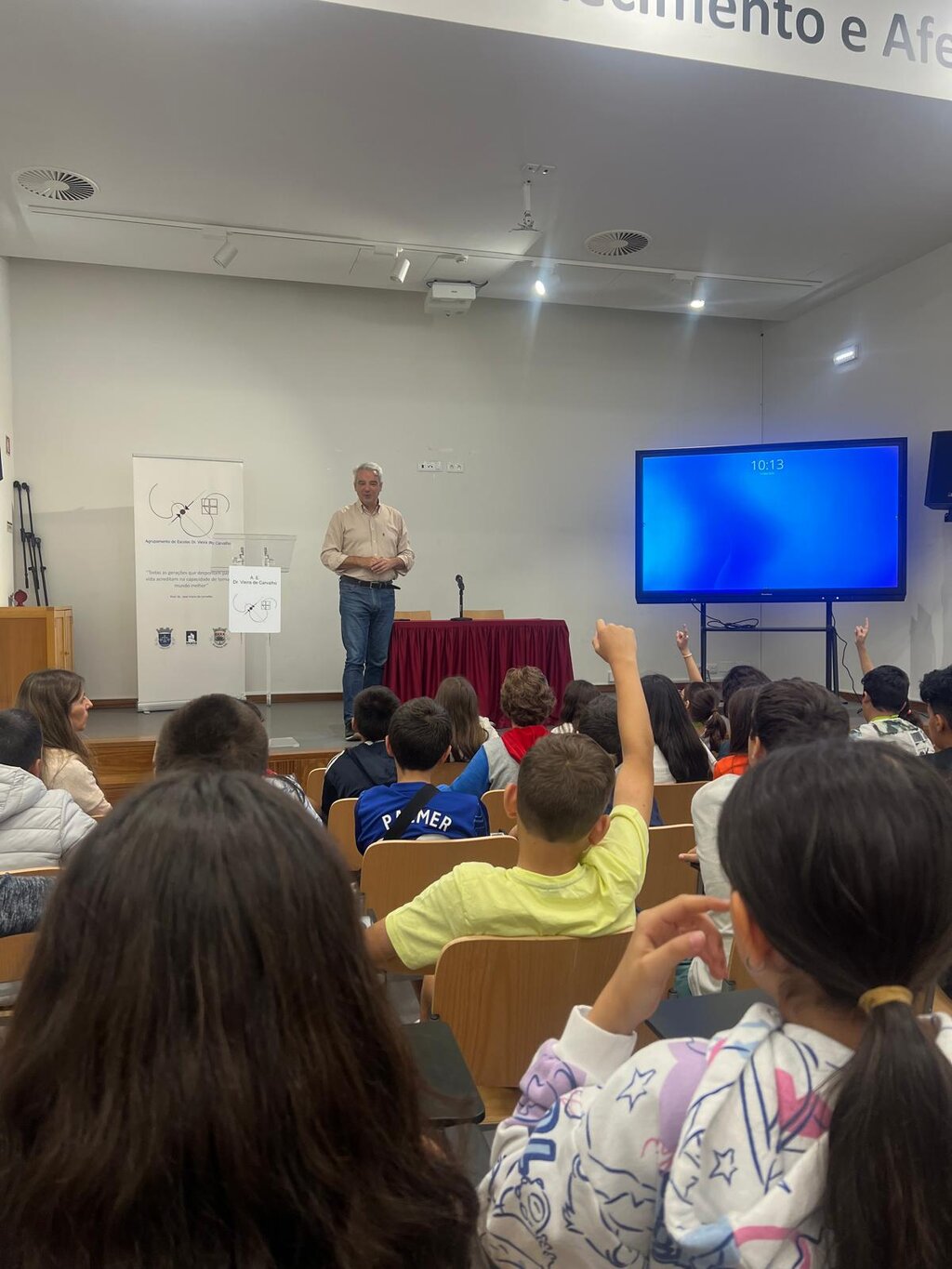 João Fernando Ramos no Agrupamento Dr. Vieira de Carvalho: Uma Sessão Especial nos Clubes de Filo...