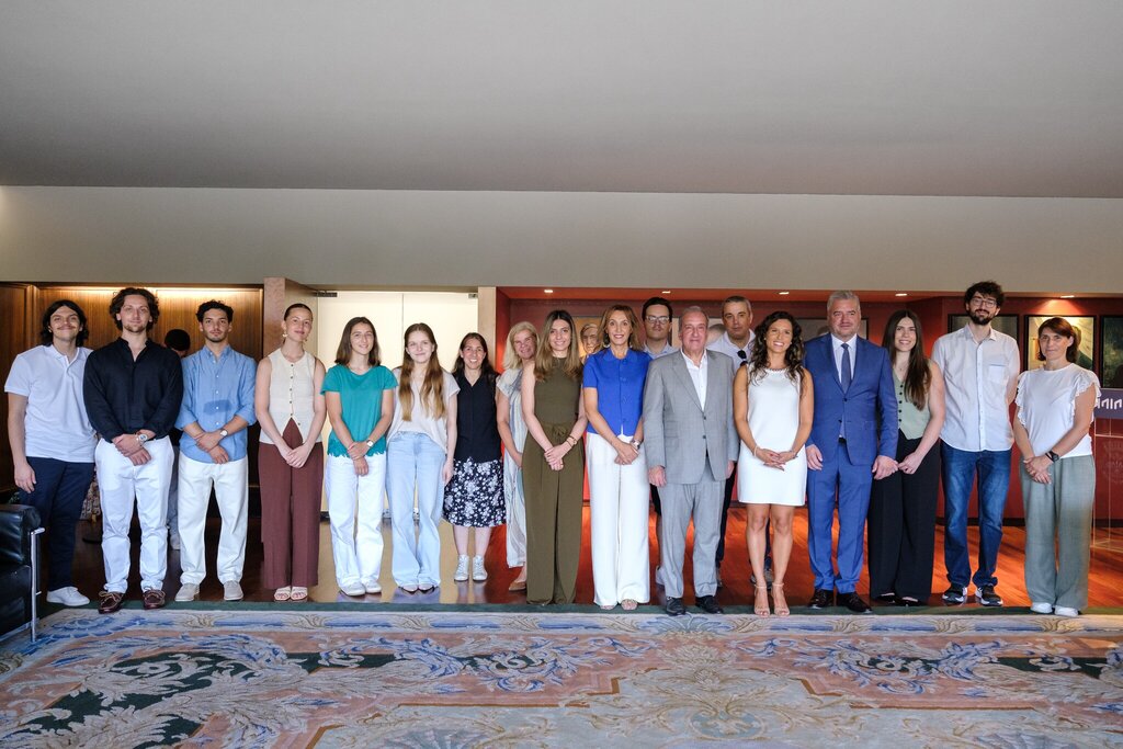 Maia distingue talento jovem com bolsas de estudo nas artes e ciências