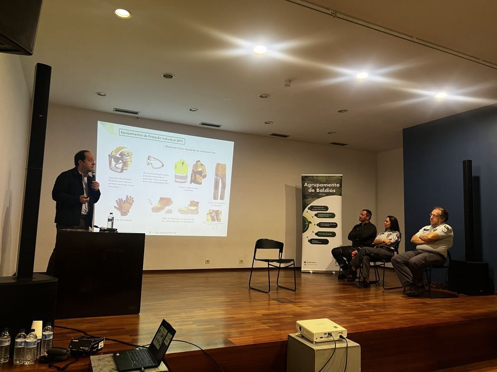 Ação de informação "Avaliação dos Riscos e Segurança no Trabalho Florestal", na Casa do Alto