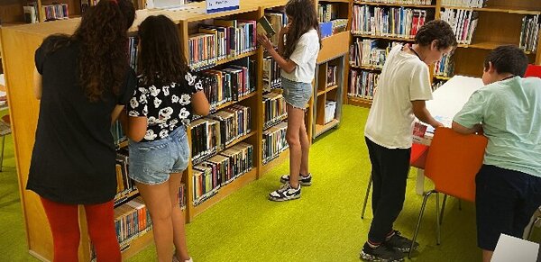 2026 06 Vem conhecer a tua Biblioteca_cmm