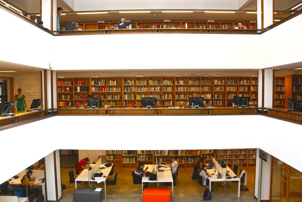 biblioteca